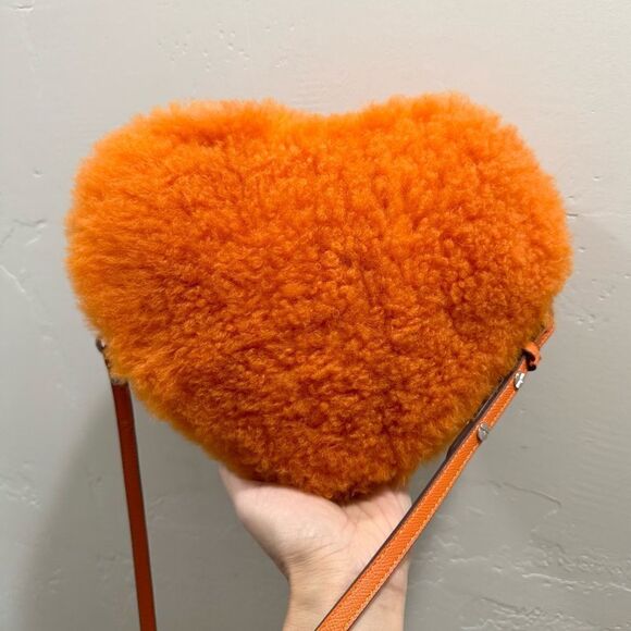 Stunning Orange Multi Use Bag & Premium Shearling Leather Heart Shaped Crossbody - Picture 9 of 16